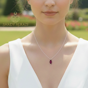 Deer-Red Spark Necklace